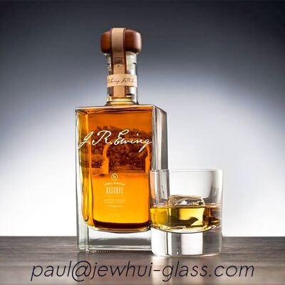 주문 750ml 또는 700ml 큐브 유리 병 SGS FDA 온라인 제조