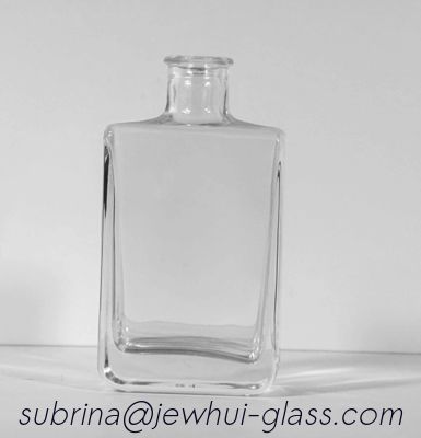 좋은 가격 200ml Gin or  Vodka Liquor Gin Rum Tequila Glass Bottle With Vinlock Glass Closures 온라인으로